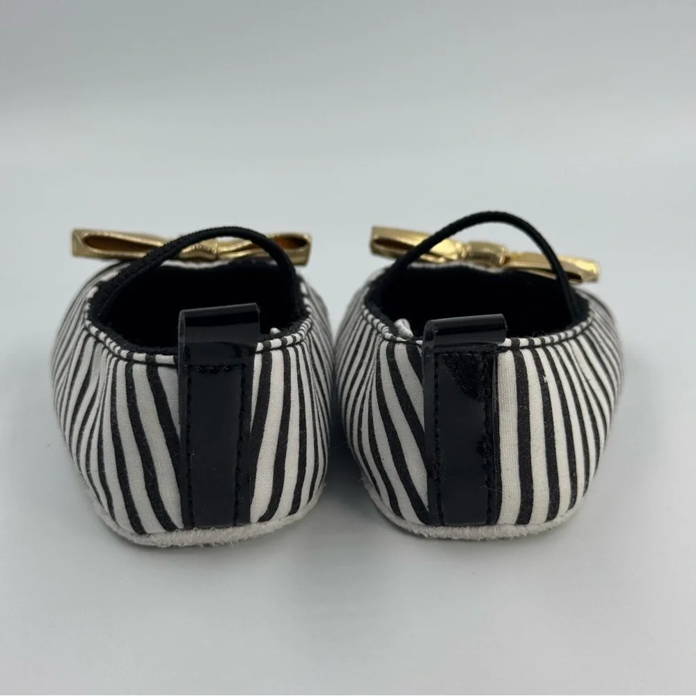 Hudson Baby HB Black and White Striped Baby Dress Shoes With Gold Bow 0-6 Months